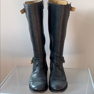 Sendra Black leather riding boot with red zipper